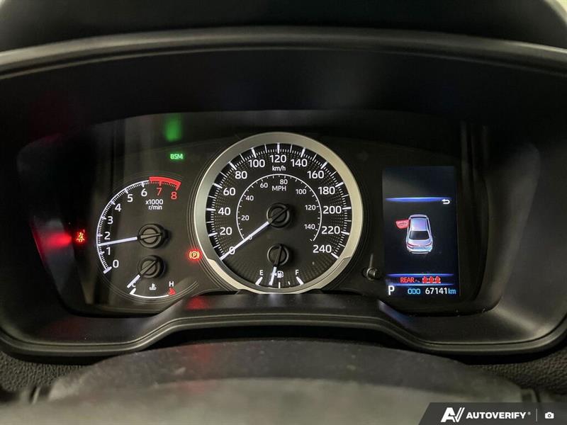 toyota Corolla 2020 - 17