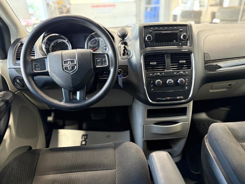 dodge Grand Caravan 2017 - 12