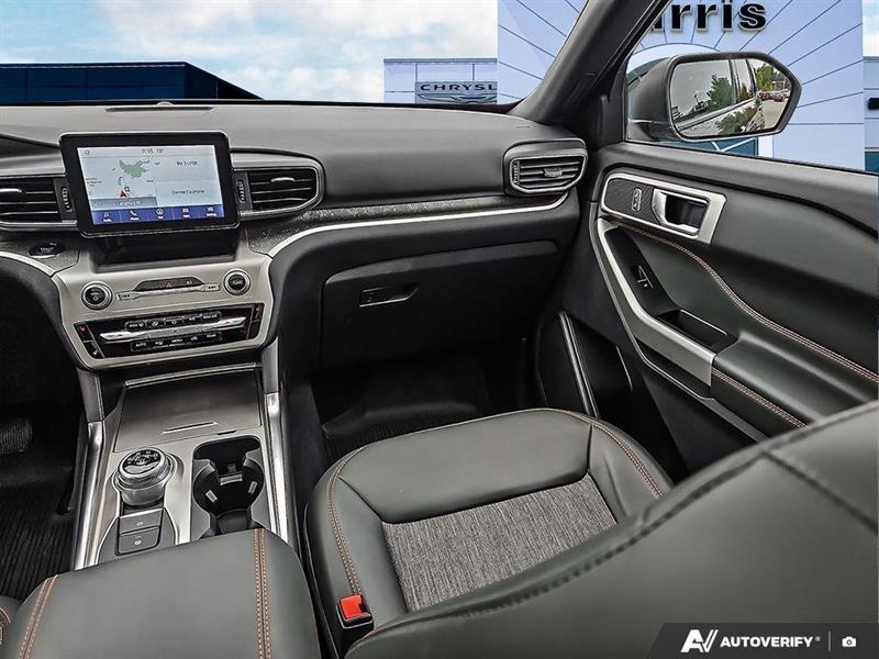 ford Explorer 2022 - 25