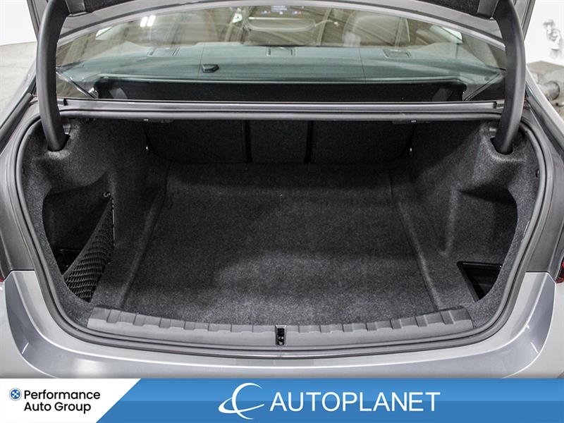 bmw 330i xDrive 2024 - 16