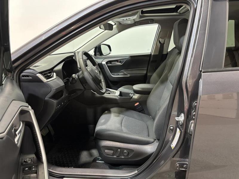 toyota RAV4 2023 - 8