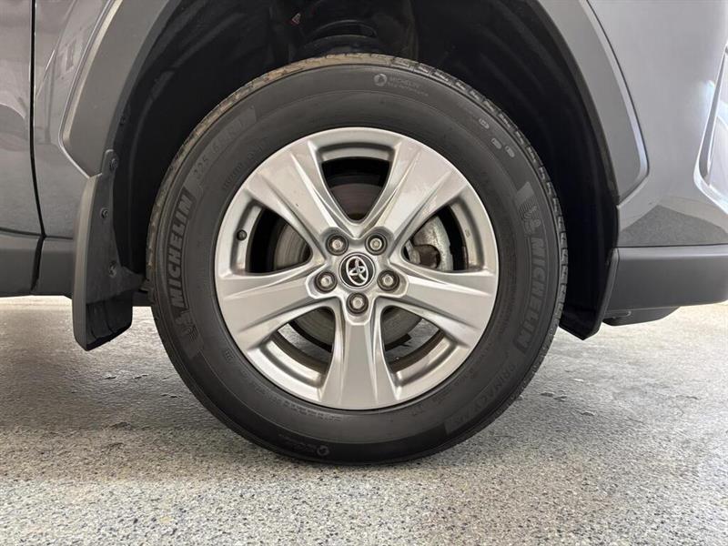 toyota RAV4 2023 - 18