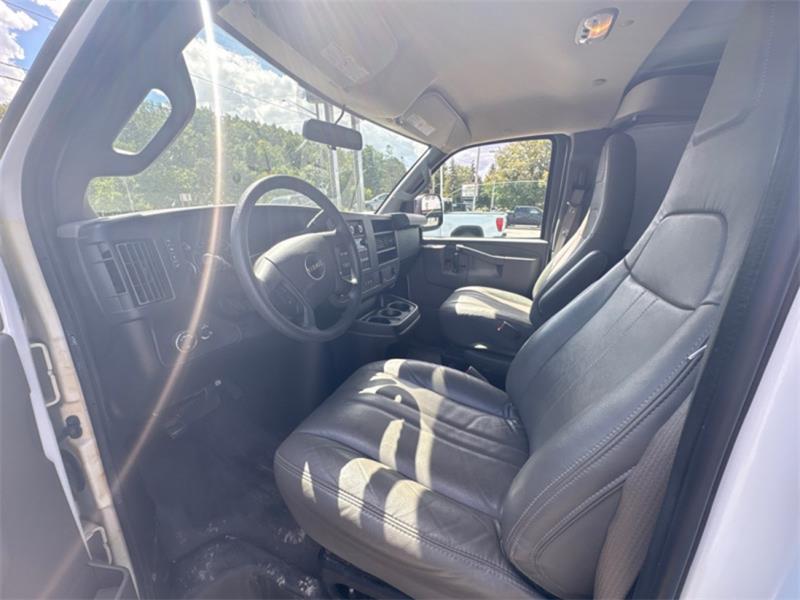 gmc Savana Cargo Van 2024 - 17