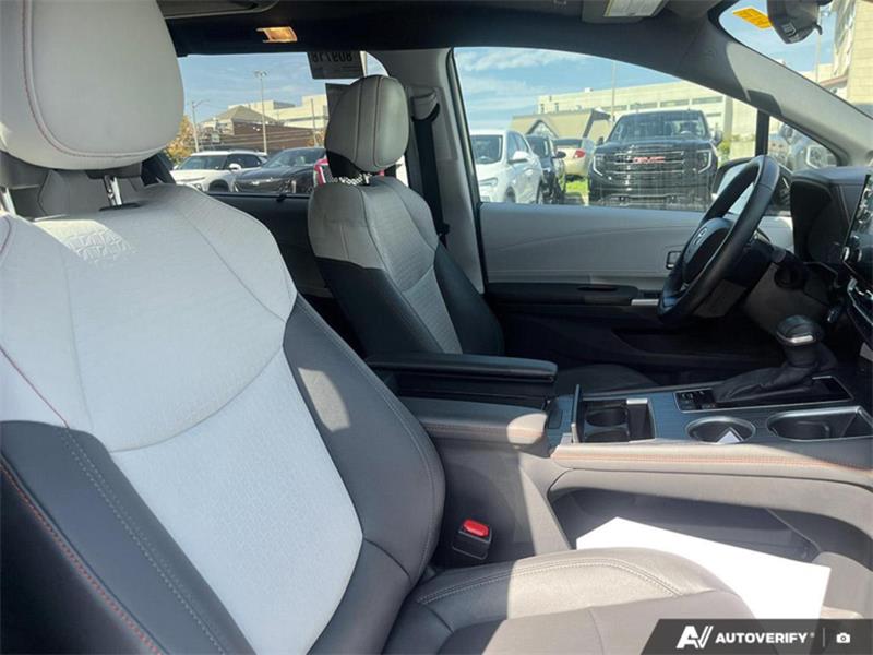 toyota Sienna 2024 - 17