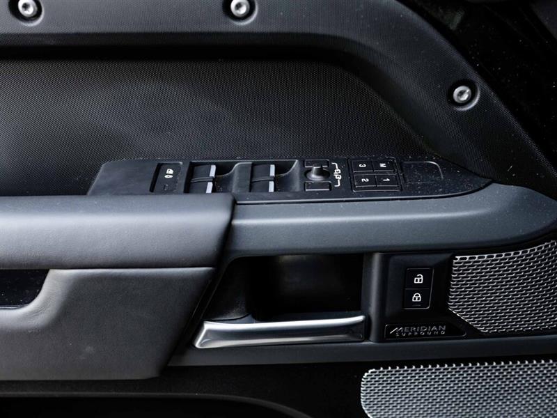 land rover Defender 2023 - 9