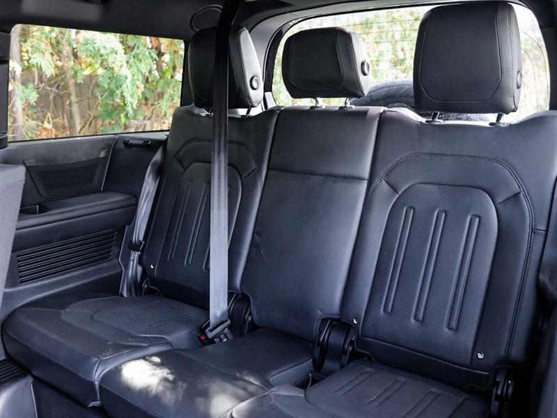 land rover Defender 2023 - 21