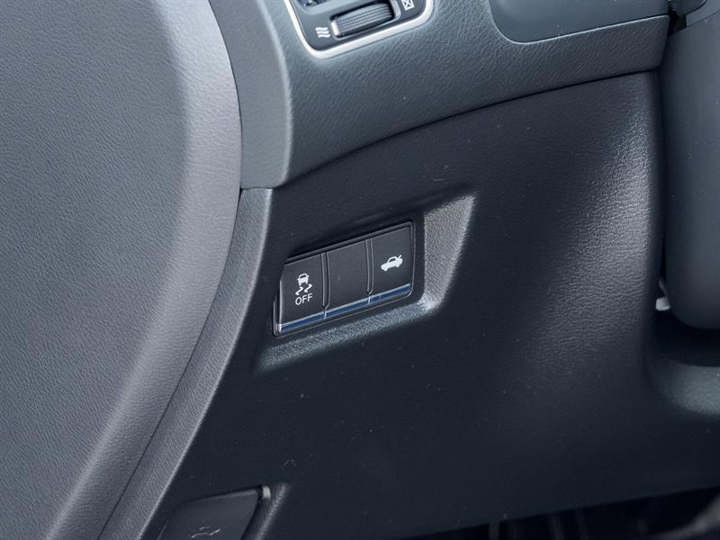 infiniti Q60 2018 - 18