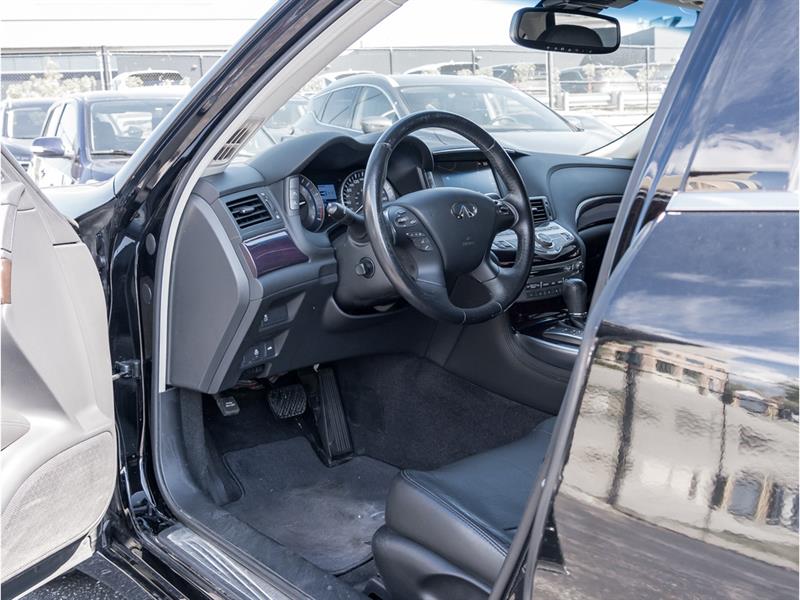 infiniti Q70 2019 - 7