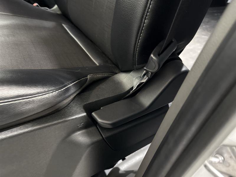 ford Transit-250 Cargo 2024 - 12