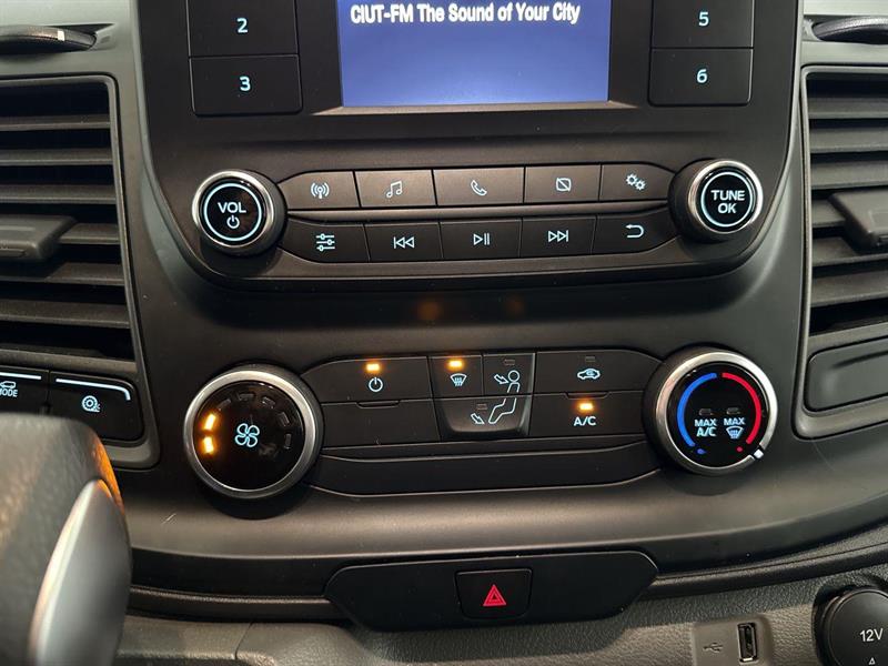 ford Transit-250 Cargo 2024 - 18