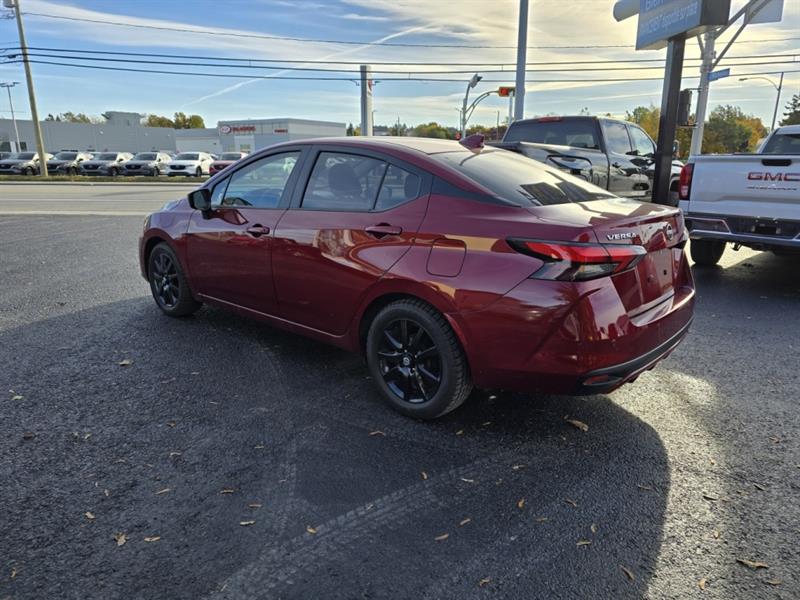 nissan Versa 2024 - 6