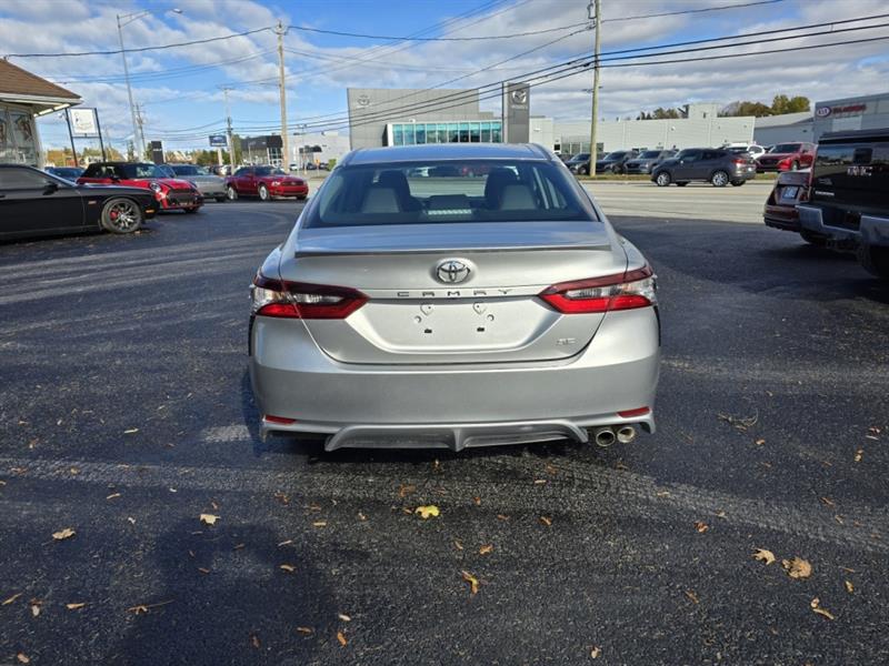 toyota Camry 2022 - 5