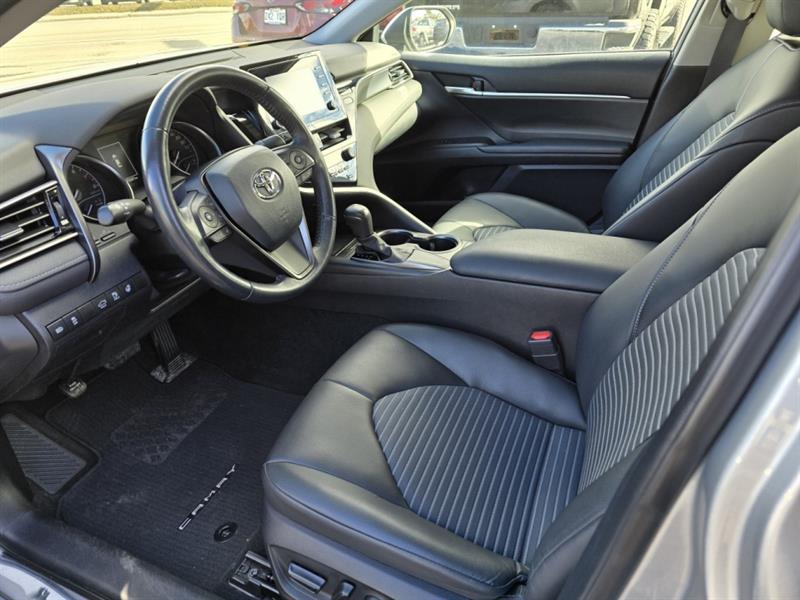 toyota Camry 2022 - 8