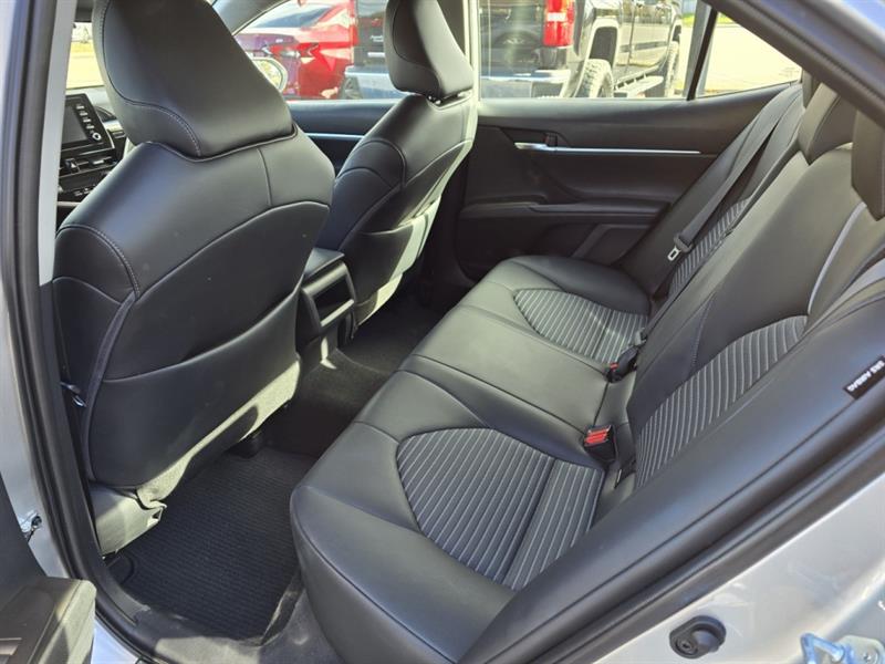 toyota Camry 2022 - 9