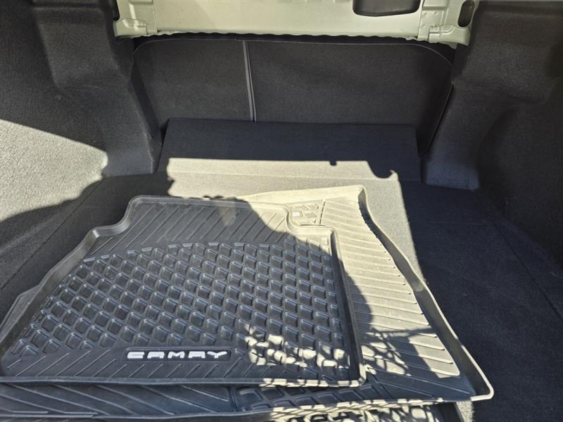 toyota Camry 2022 - 10