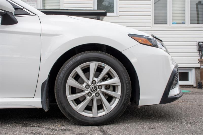 toyota Camry 2023 - 8