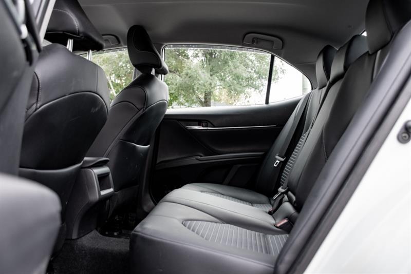 toyota Camry 2023 - 14