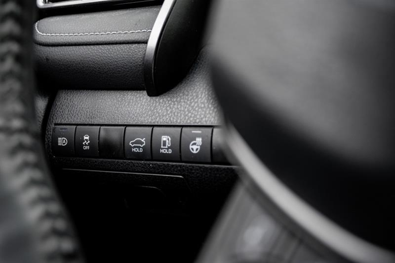 toyota Camry 2023 - 23