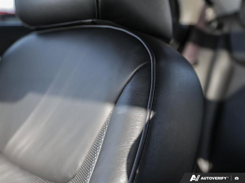 chrysler 300 2023 - 17