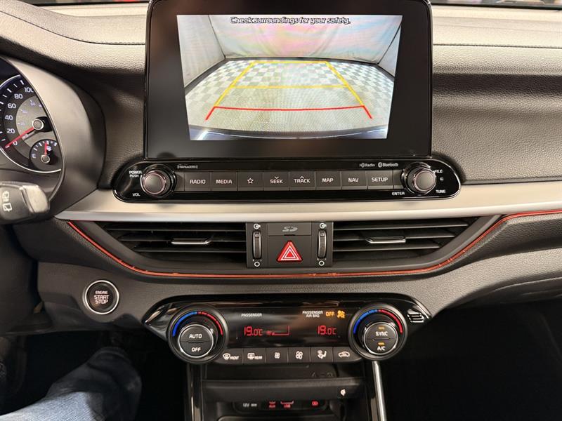 kia Forte5 2021 - 17