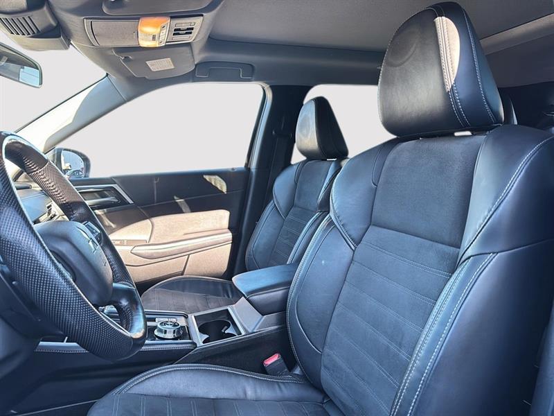 mitsubishi Outlander rechargeable 2023 - 7