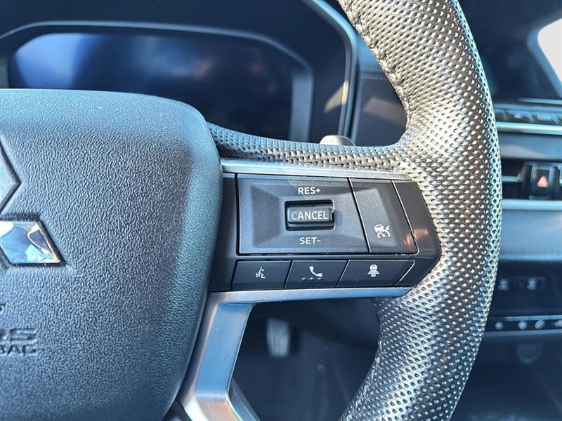 mitsubishi Outlander rechargeable 2023 - 11