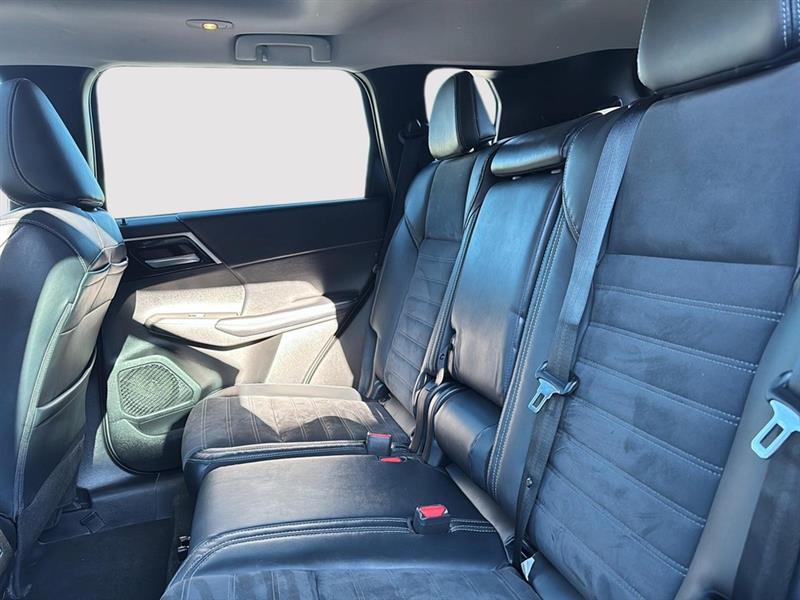 mitsubishi Outlander rechargeable 2023 - 22