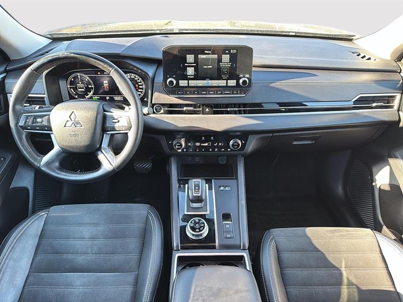 mitsubishi Outlander rechargeable 2023 - 24