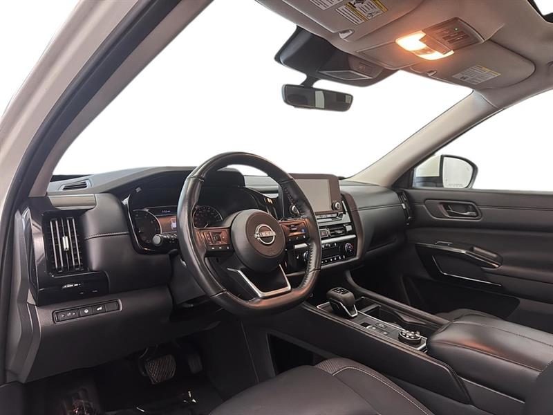 nissan Pathfinder 2024 - 17