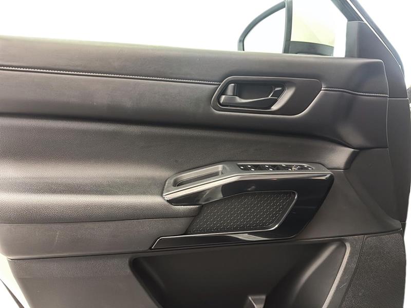 nissan Pathfinder 2024 - 23