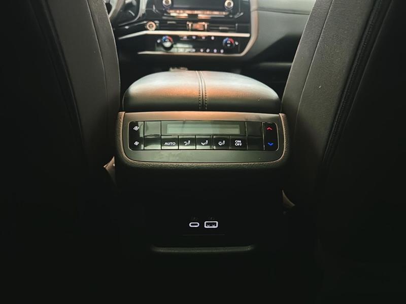 nissan Pathfinder 2024 - 26