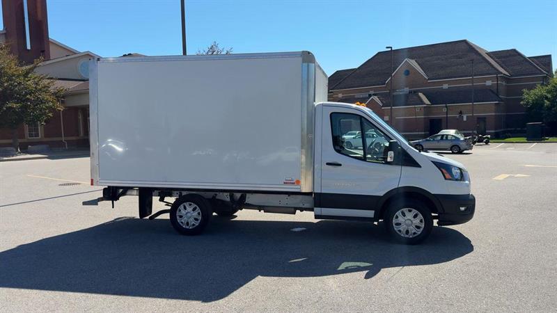 ford Transit-250 Cutaway 2023 - 2