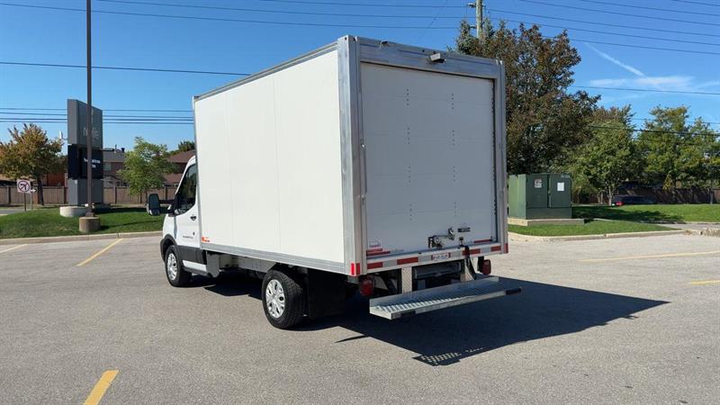 ford Transit-250 Cutaway 2023 - 7