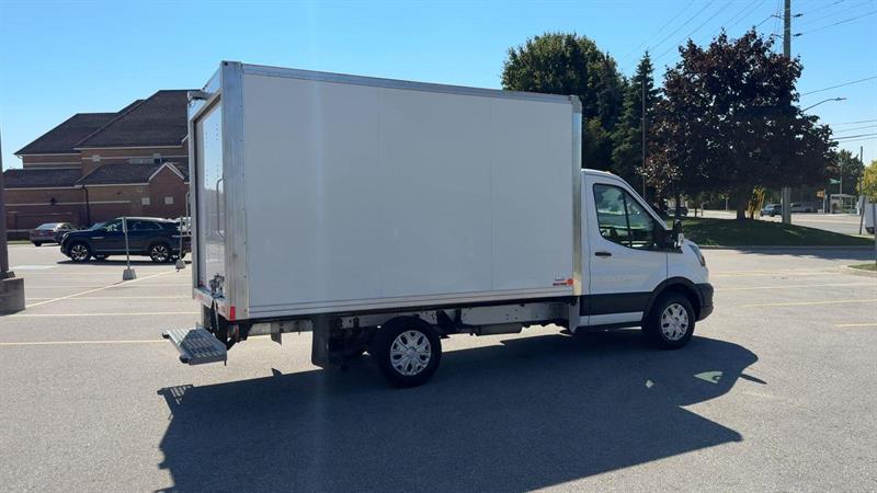 ford Transit-250 Cutaway 2023 - 9