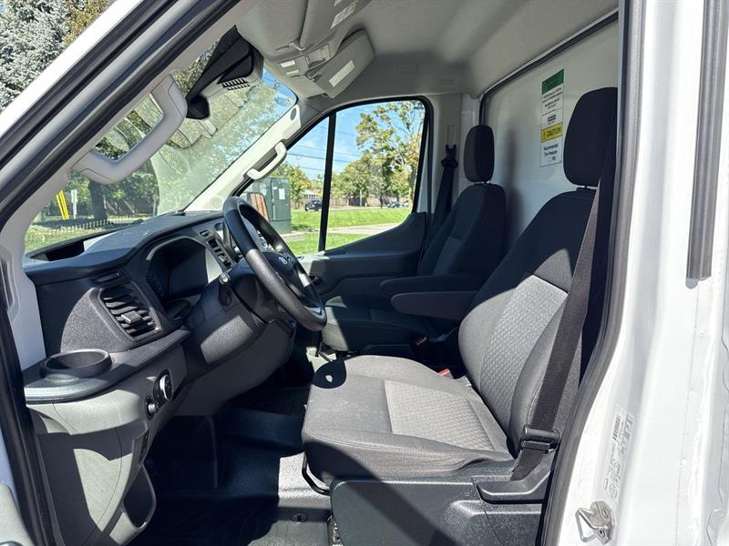 ford Transit-250 Cutaway 2023 - 11