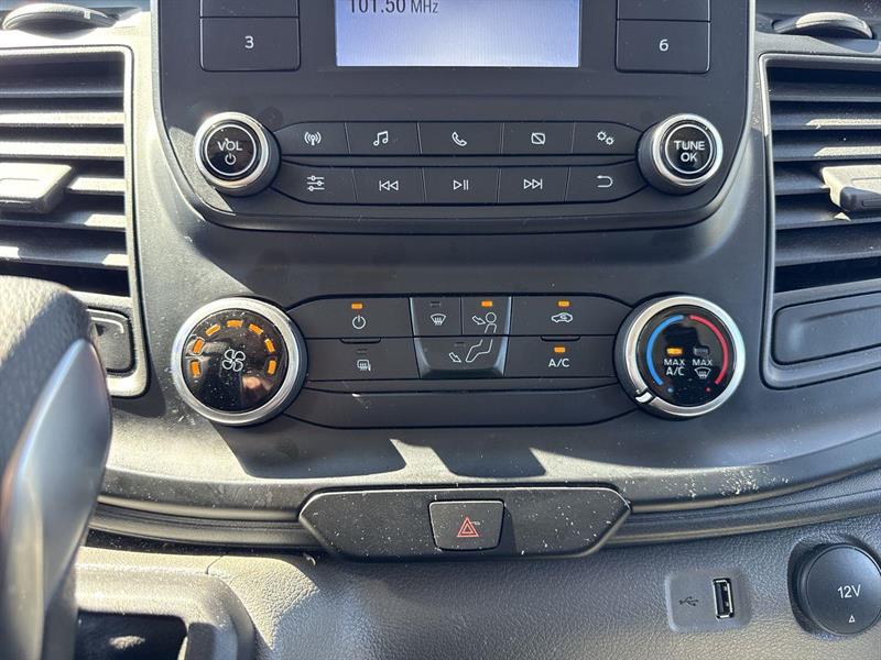 ford Transit-250 Cutaway 2023 - 18