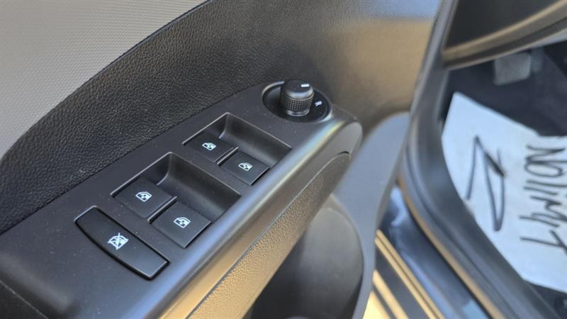 chevrolet Sonic 2014 - 11