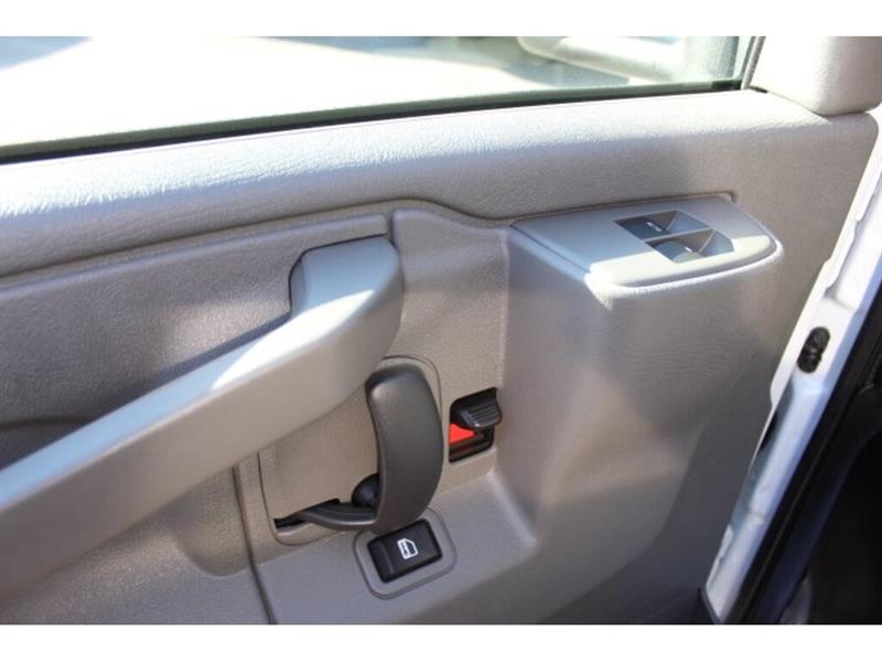 gmc Savana 2025 - 16