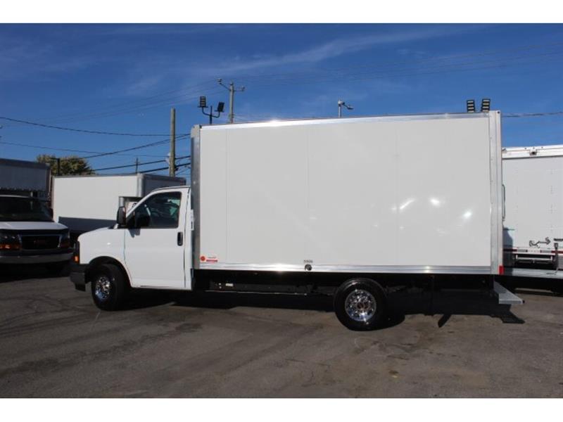 gmc Savana 2025 - 20