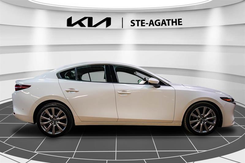 mazda Mazda3 2019 - 8