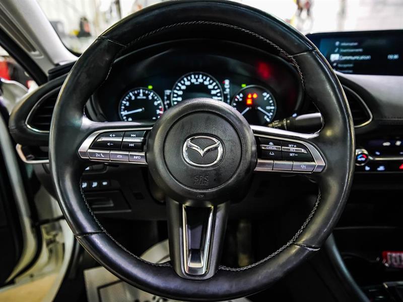 mazda Mazda3 2019 - 11