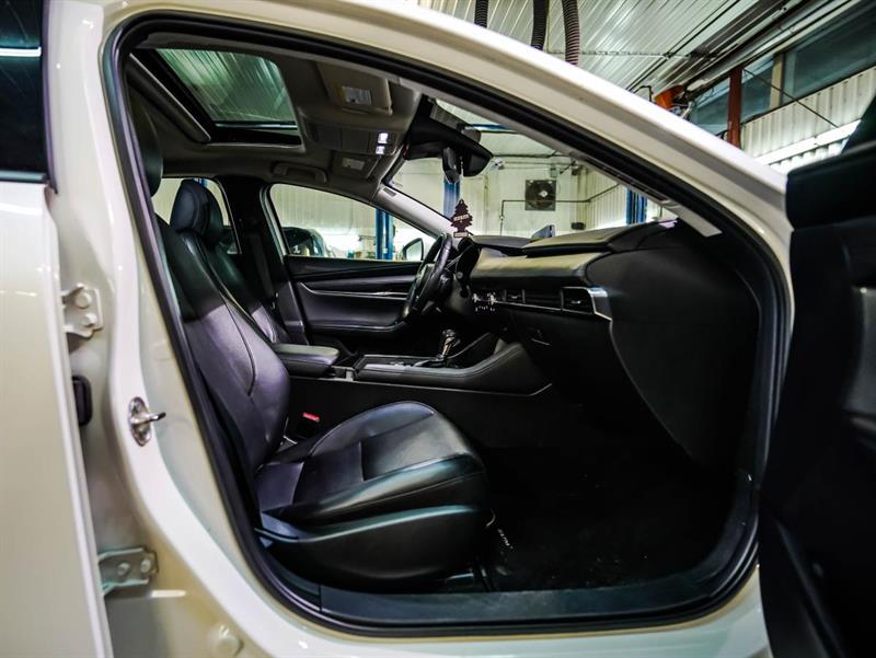 mazda Mazda3 2019 - 16