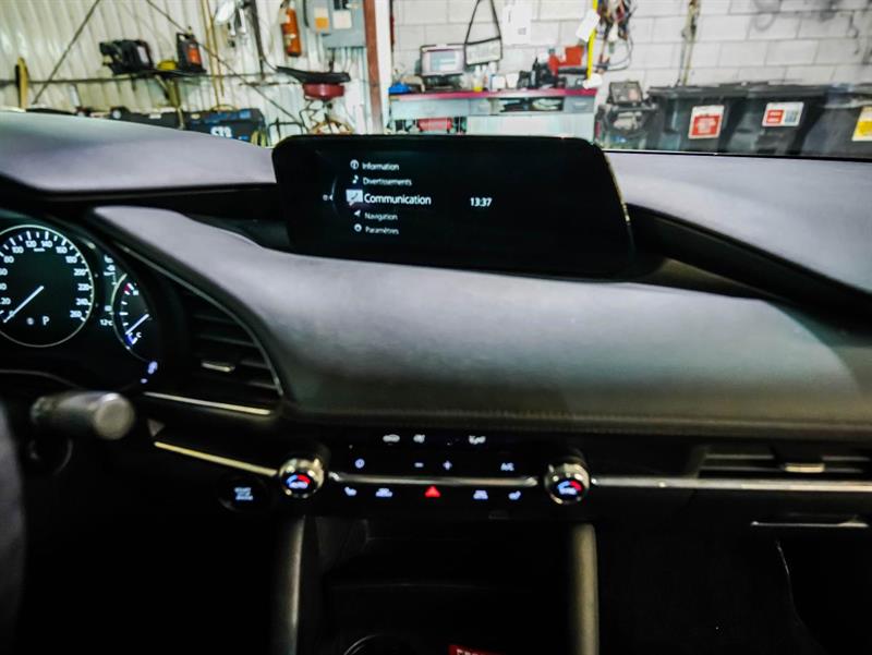 mazda Mazda3 2019 - 17