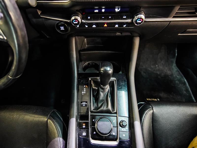 mazda Mazda3 2019 - 18