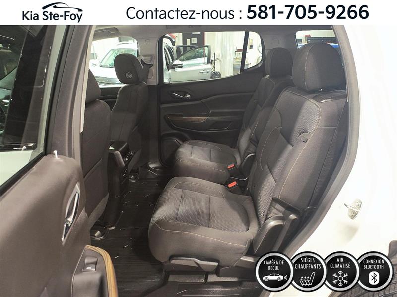 gmc Acadia 2023 - 26