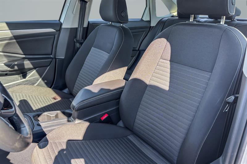 volkswagen Jetta 2024 - 12