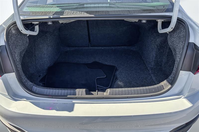 volkswagen Jetta 2024 - 17