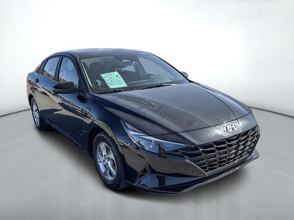 hyundai Elantra 2023