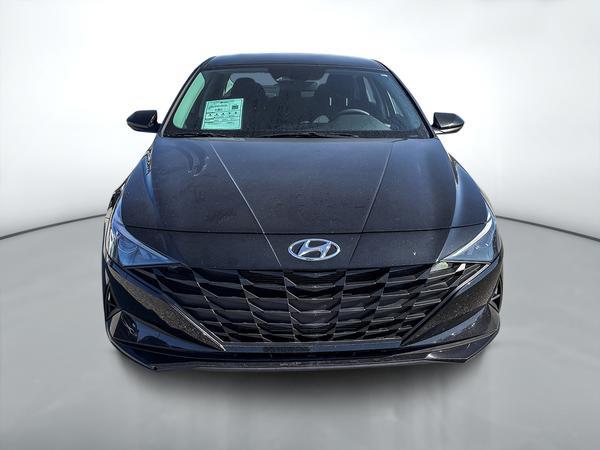 hyundai Elantra 2023 - 2