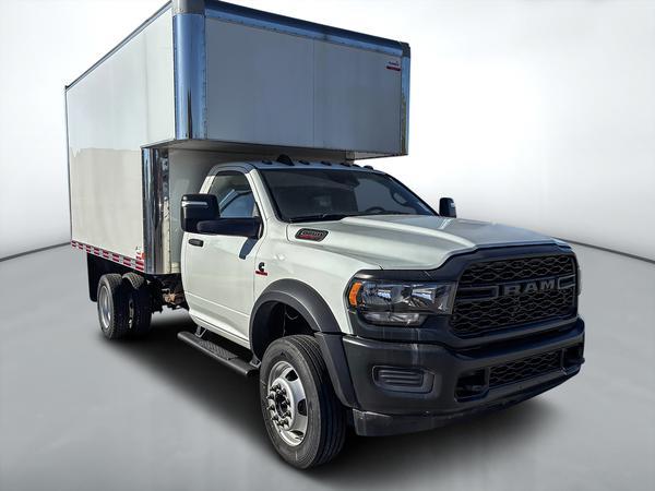 ram 5500 châssis-cabine 2024